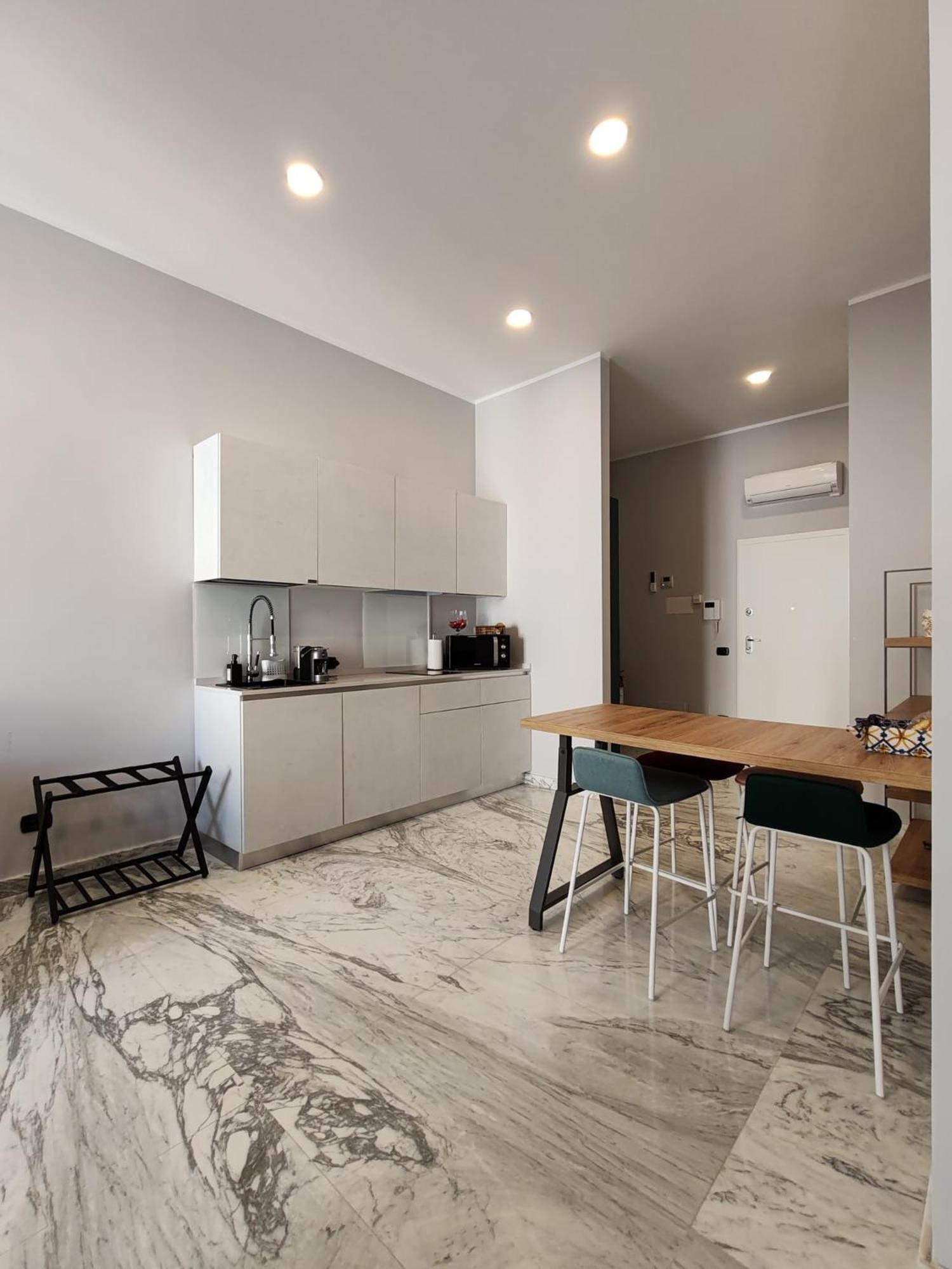 Lily Apartments Palermo Esterno foto
